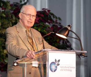 Norman_Borlaug